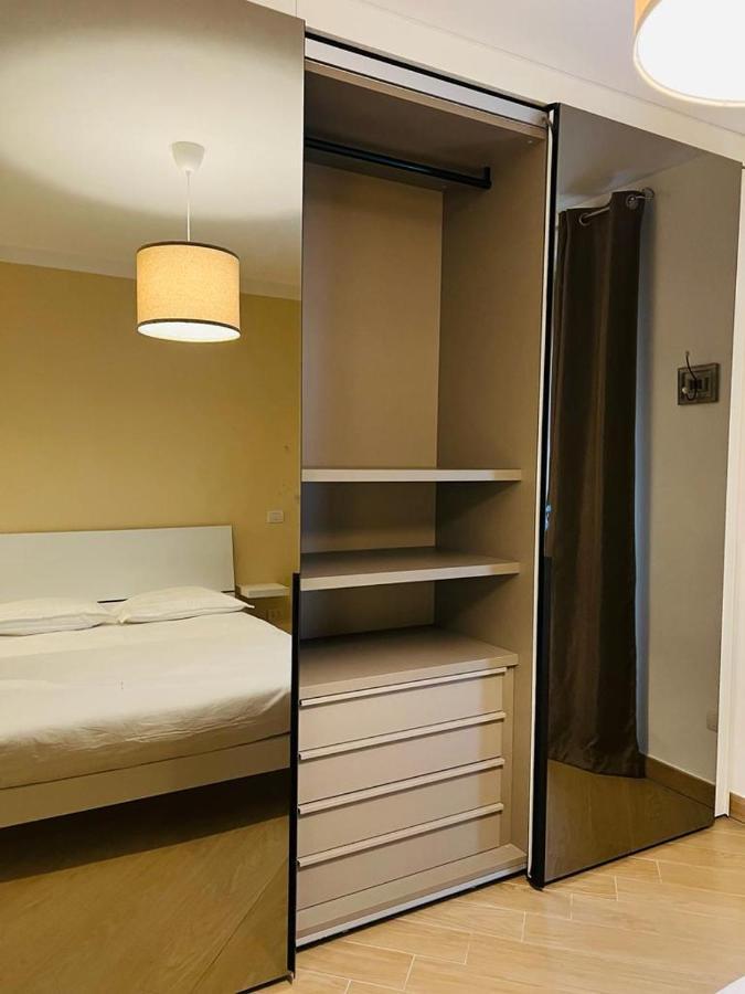 Comecasa Modern Apartment In Historical Centre Asti Exteriör bild