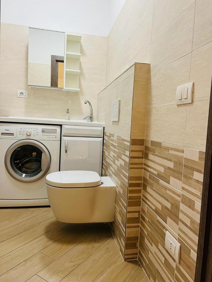 Comecasa Modern Apartment In Historical Centre Asti Exteriör bild