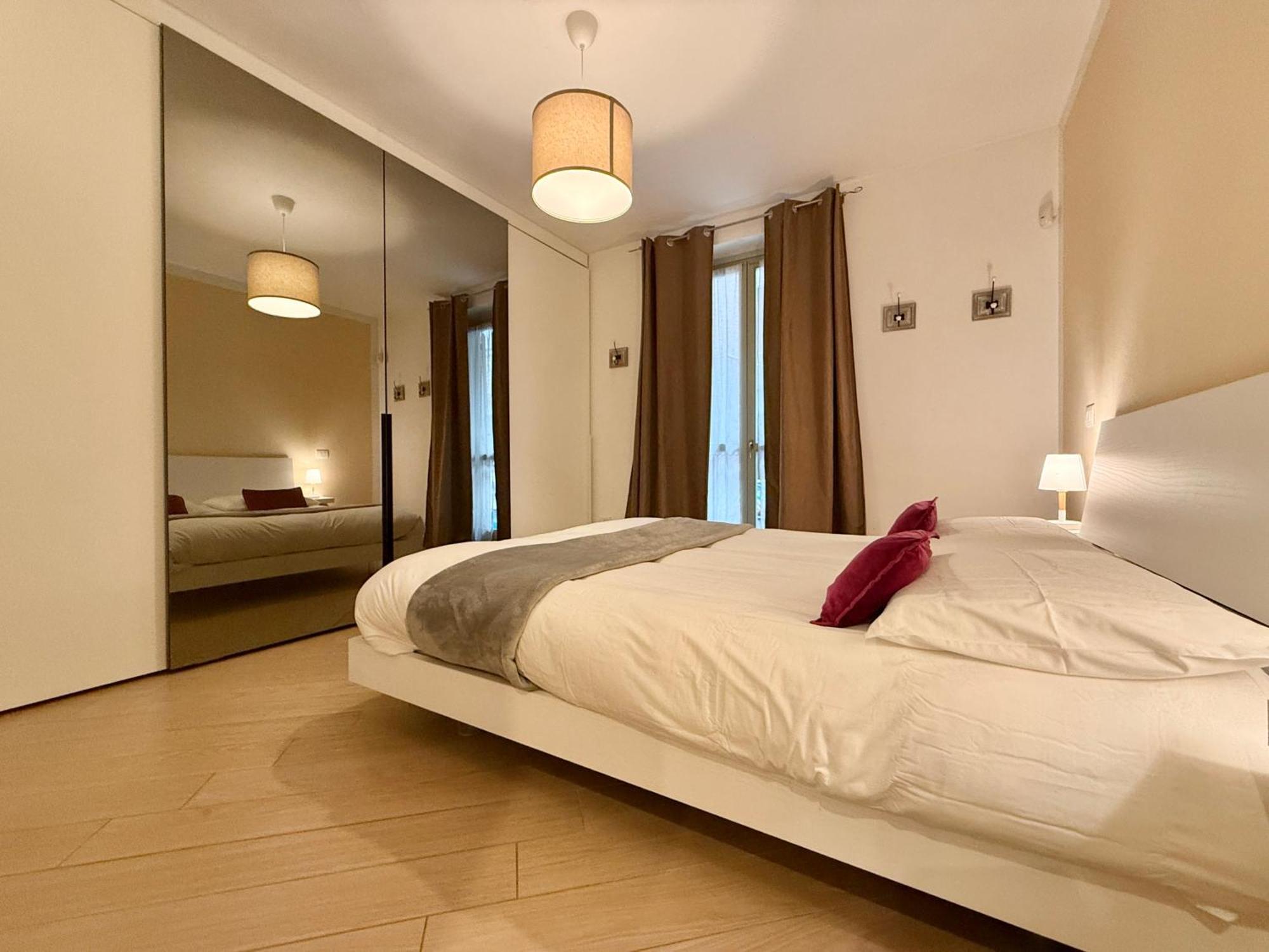 Comecasa Modern Apartment In Historical Centre Asti Exteriör bild